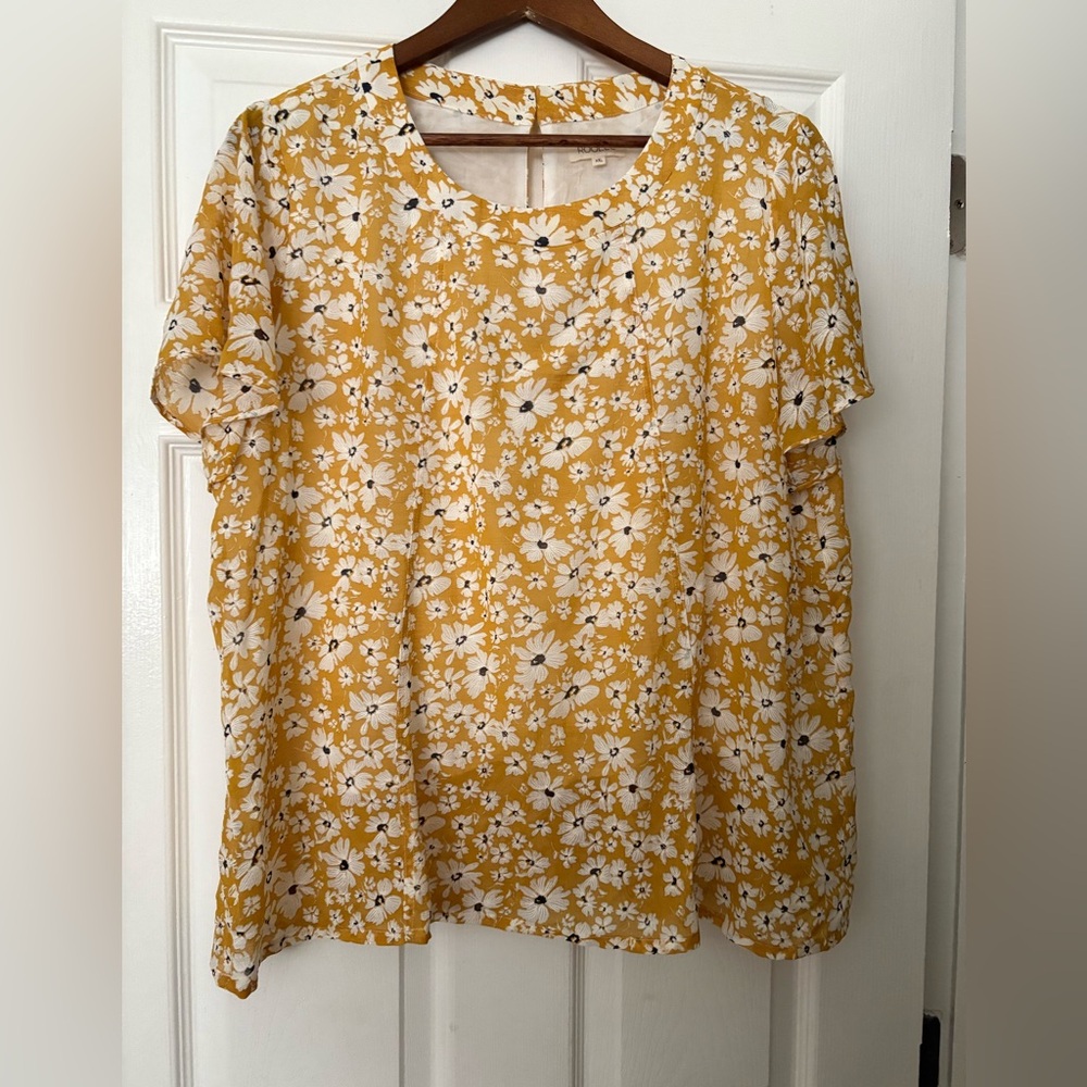 Floral Lightweight Top